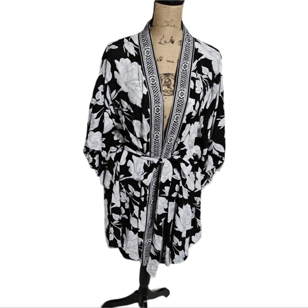 Cynthia Rowley Floral Kimono Duster Black White Flowers Cover Up Plus Size 2X